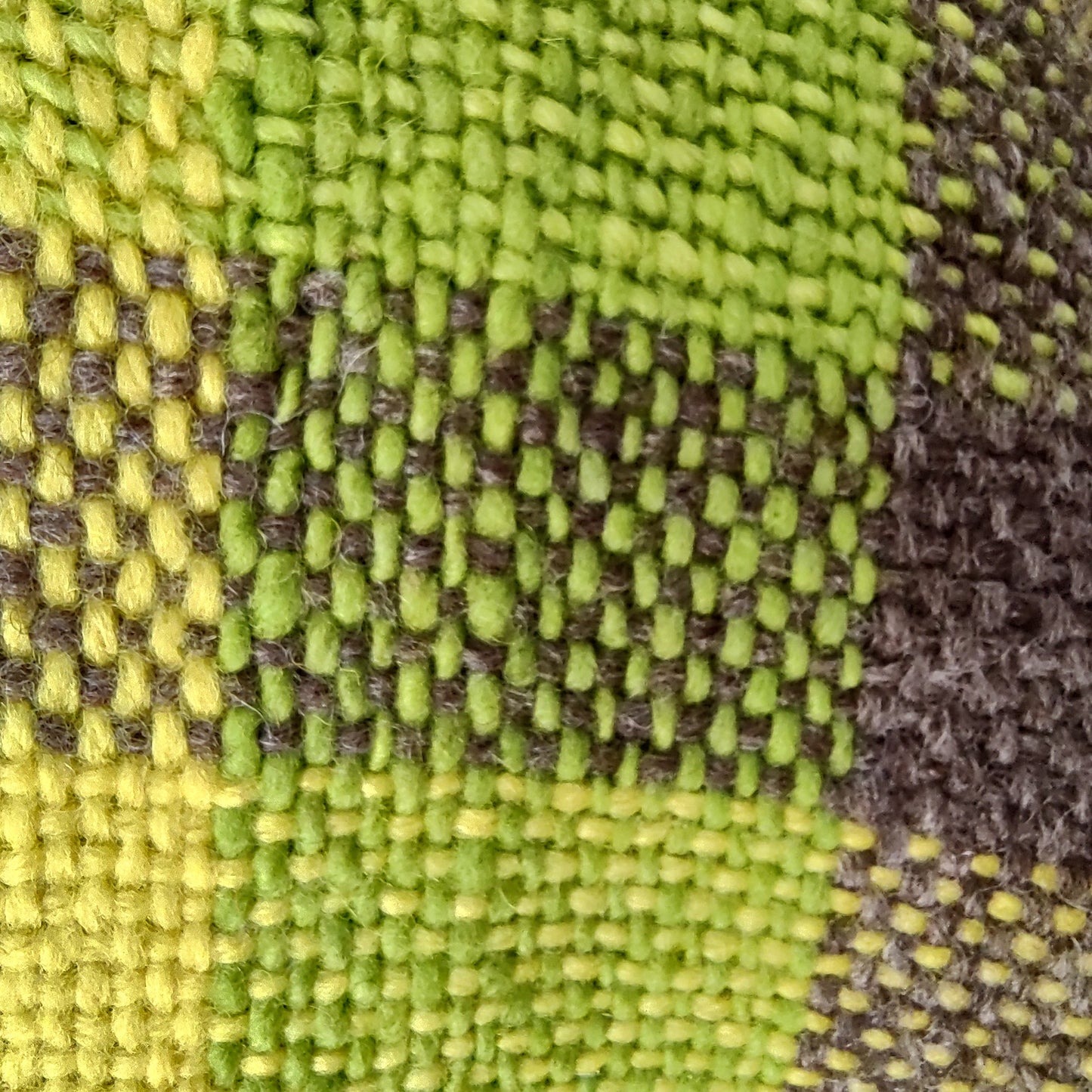 Bufandón Verde y Amarillo de Oveja